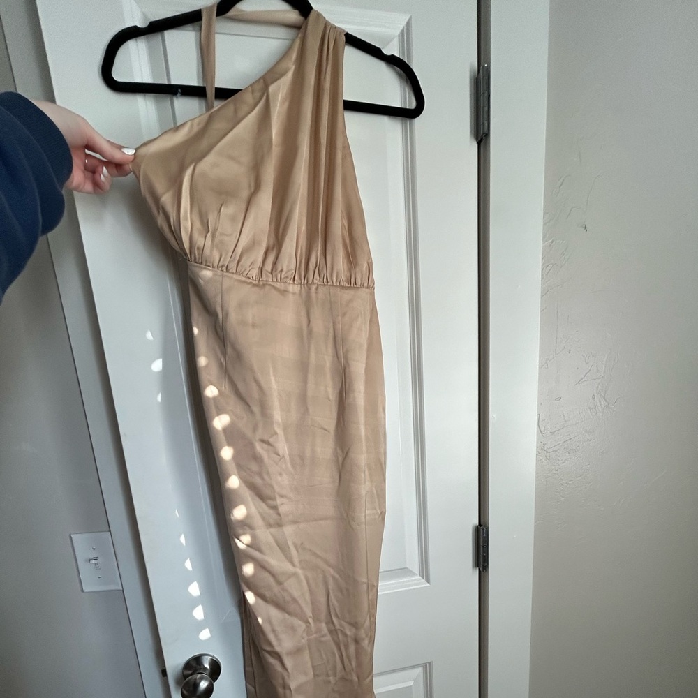 Never worn Beginning boutique dress
 Size Australian 10
Color: Gold